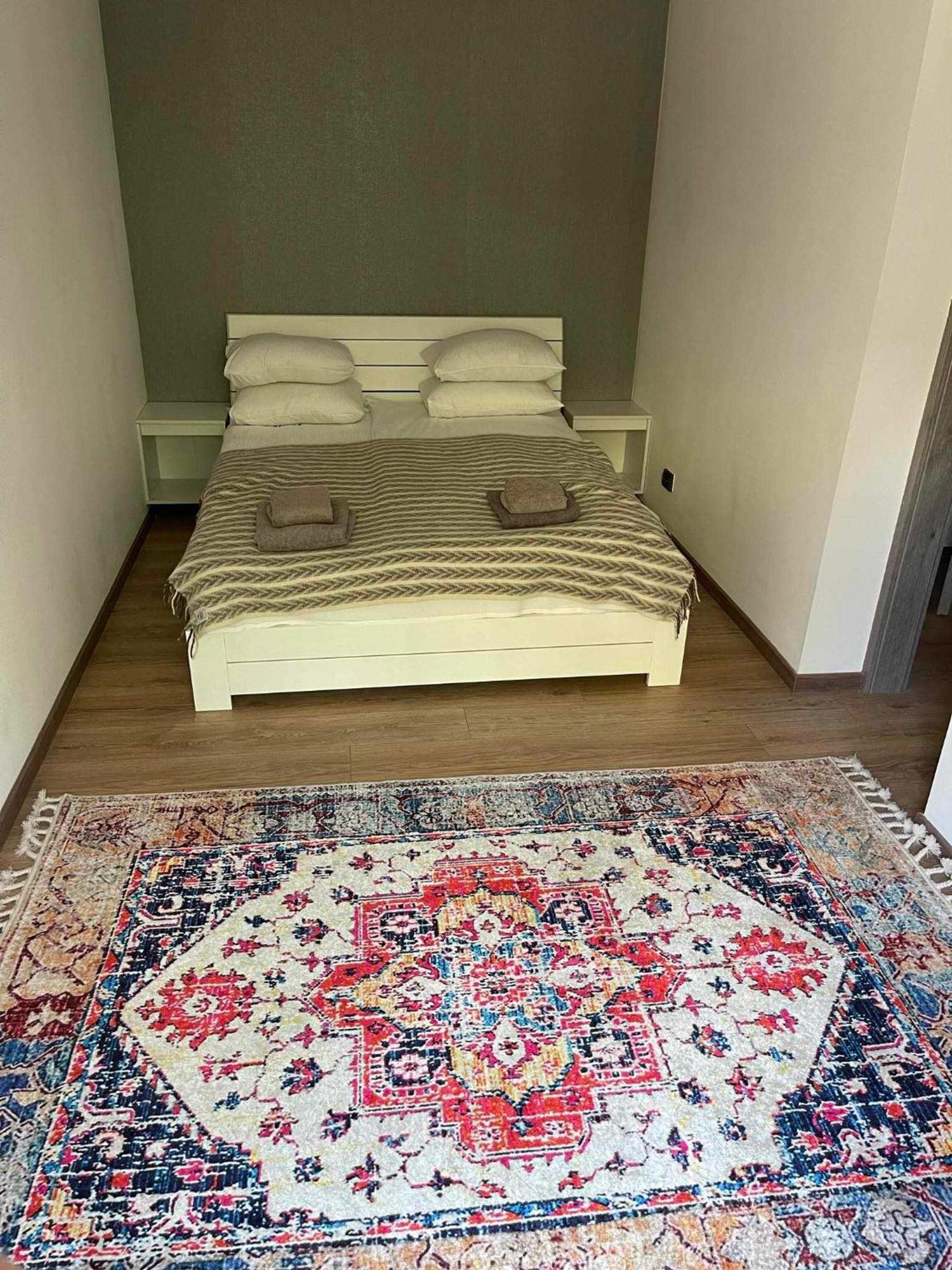 City Apartment Apartment *